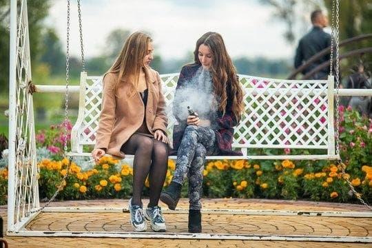 xoilac tv Explores social effects of e cigarettes and Rising Public Health Conversations