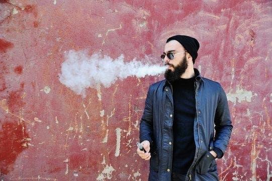 How to Watch xem truc tiep bong da Safely and Choose the Right e cig battery
