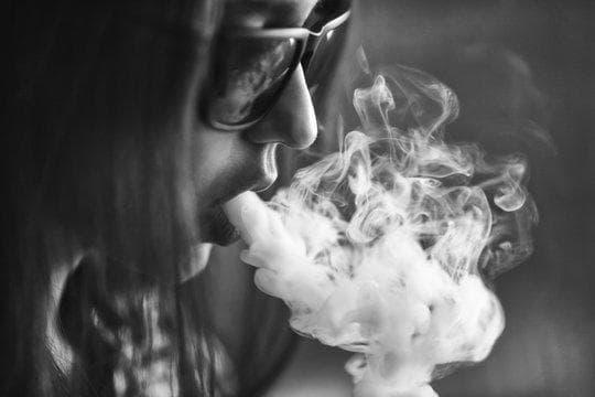 e-papierosy travel guide - is e cigarette legal in malaysia and what travelers must know