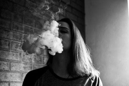 elektronická cigareta explained and what are the health risks of e cigarettes answered in a practical guide